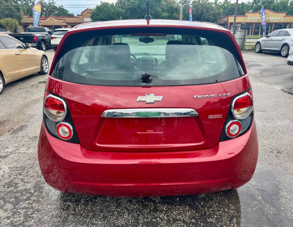 2014 Chevrolet Sonic Image 9