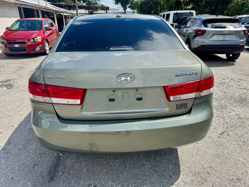 2008 Hyundai Sonata Image 8