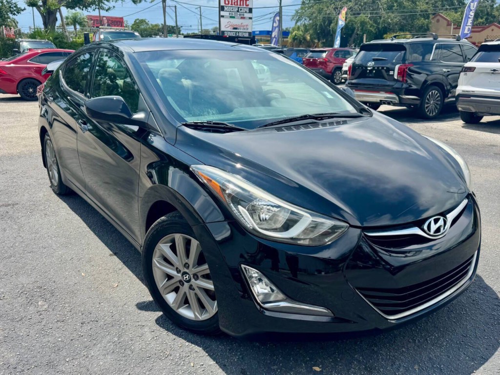 2016 Hyundai Elantra Image 3