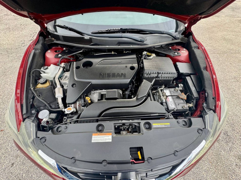 2017 Nissan Altima Image 13
