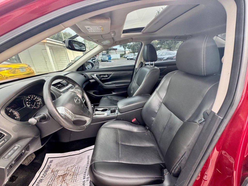 2017 Nissan Altima Image 15