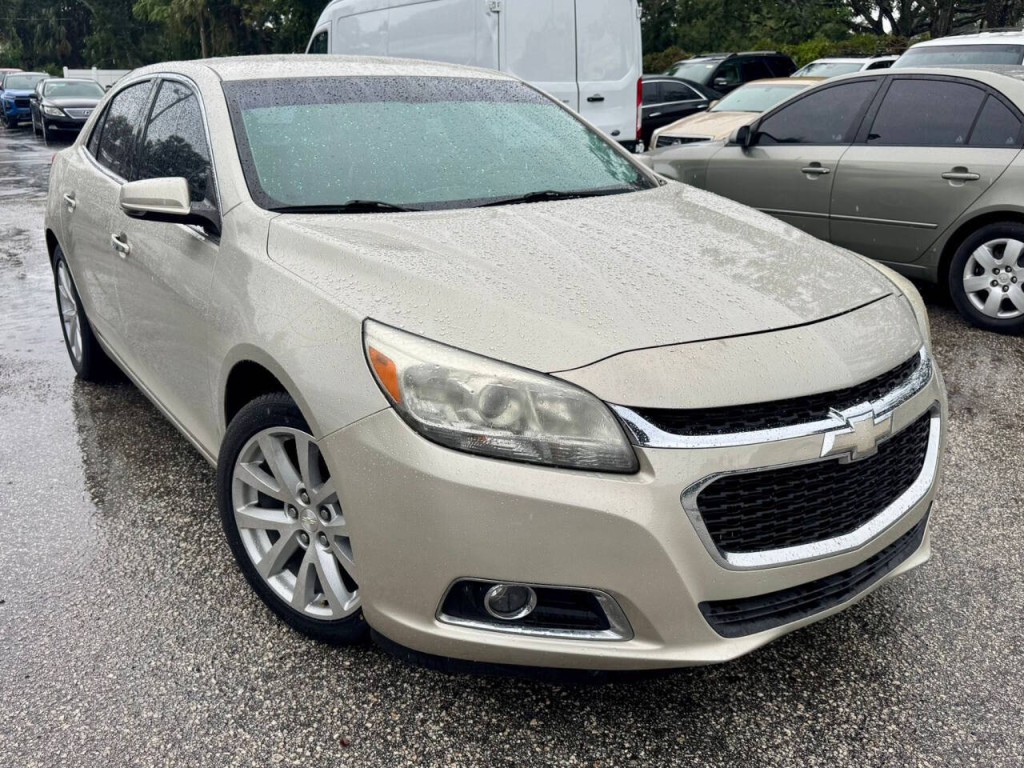 2014 Chevrolet Malibu Image 3