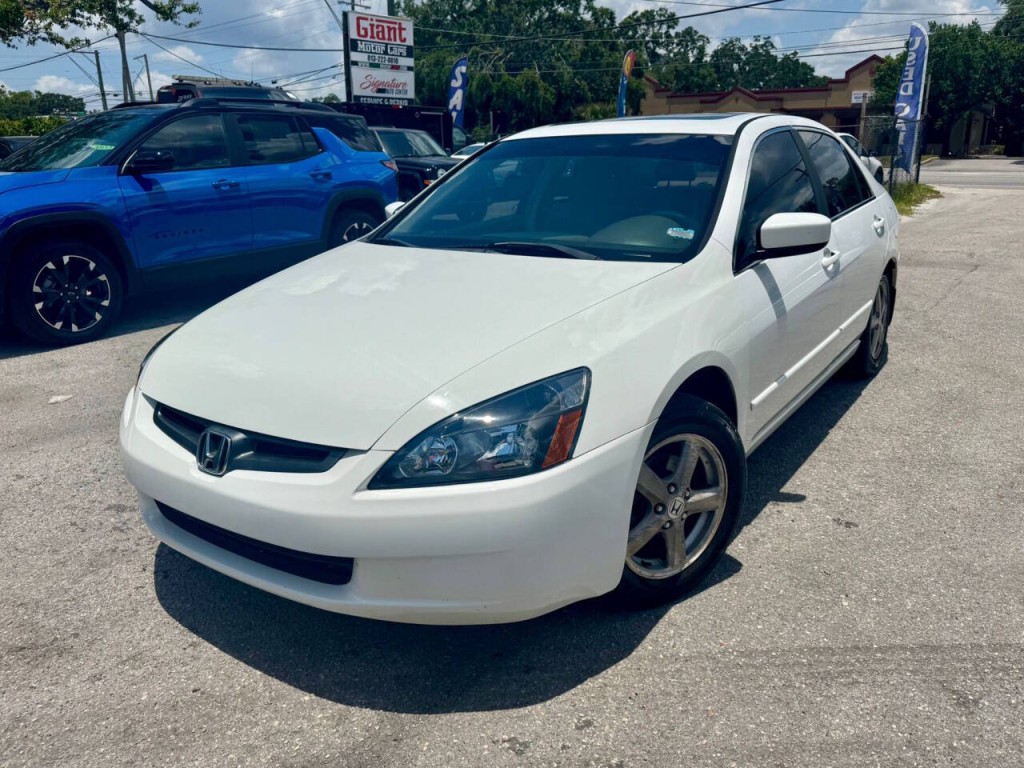2003 Honda Accord Image 2