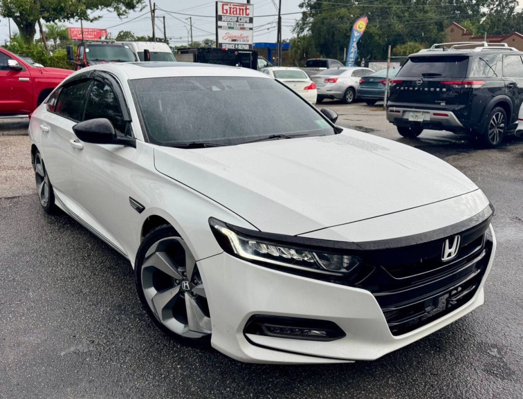 2020 Honda Accord Image 3