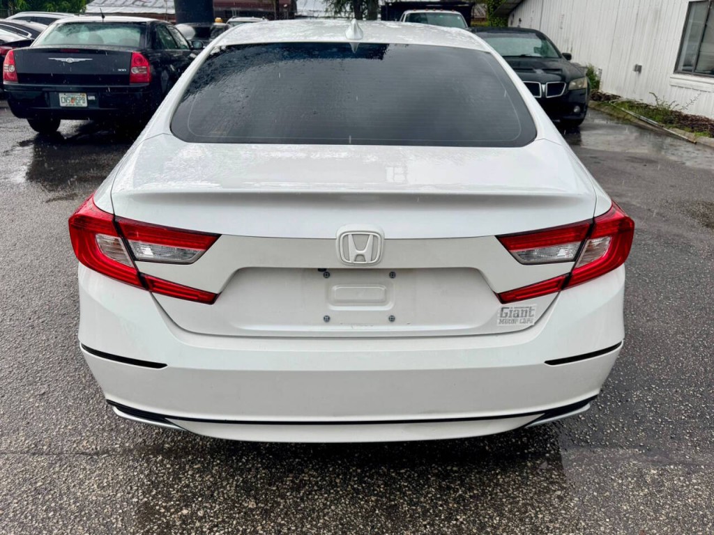 2020 Honda Accord Image 11
