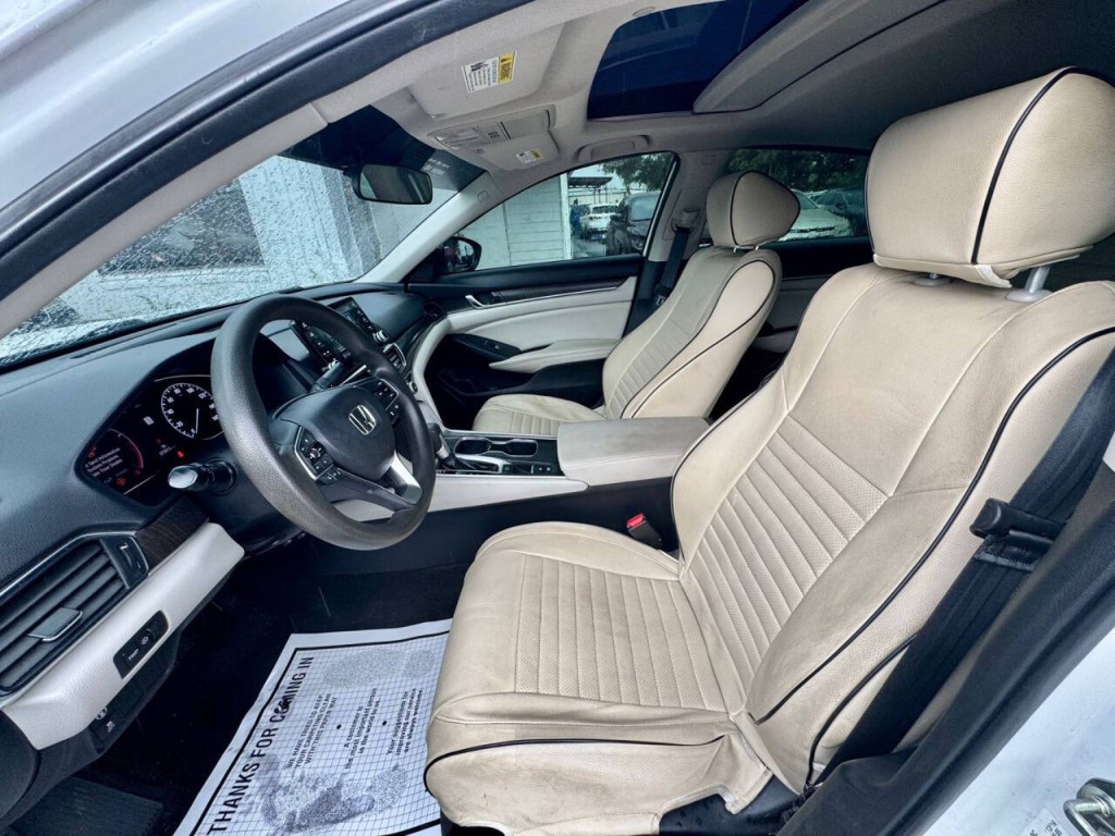 2020 Honda Accord Image 14