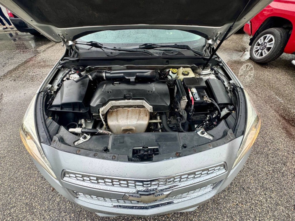 2013 Chevrolet Malibu Image 12