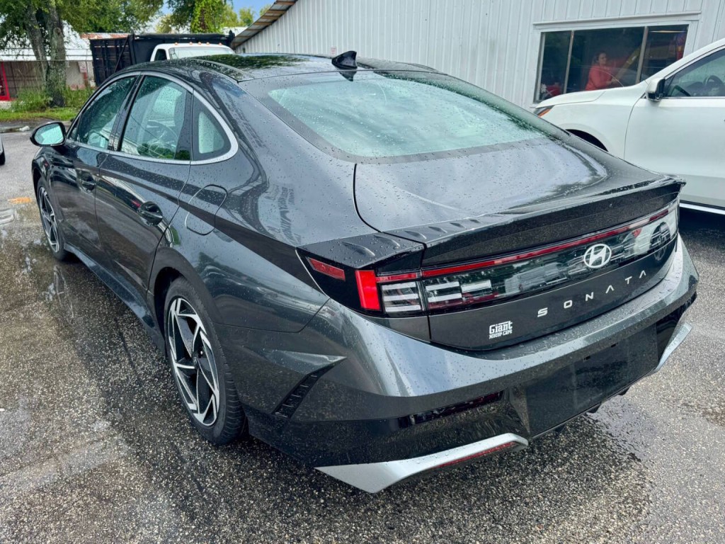 2024 Hyundai Sonata Image 4