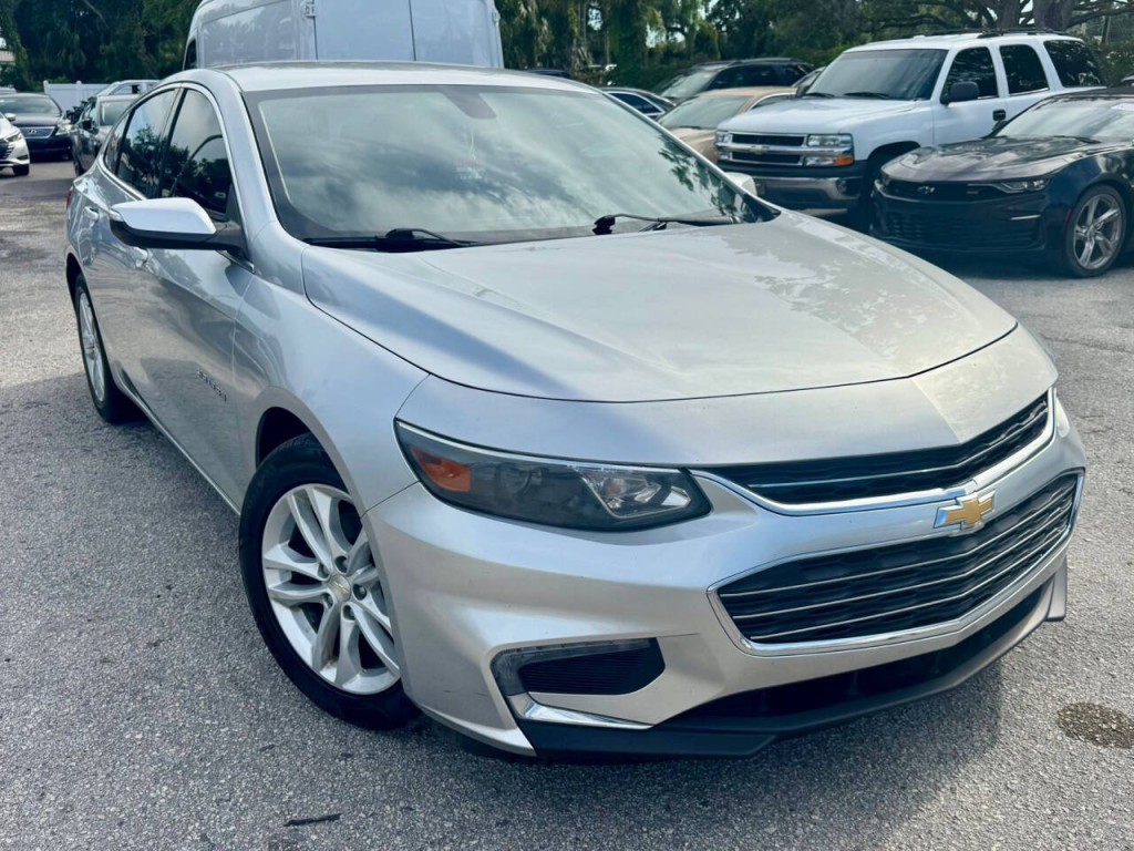 2018 Chevrolet Malibu Image 4