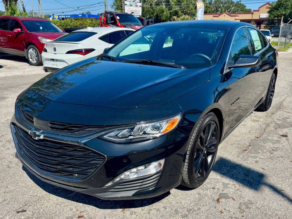 2025 Chevrolet Malibu Image 10