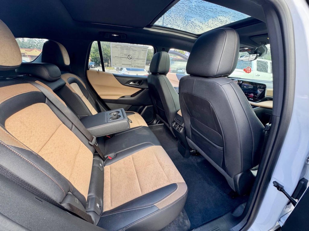 2025 Chevrolet Equinox Image 17