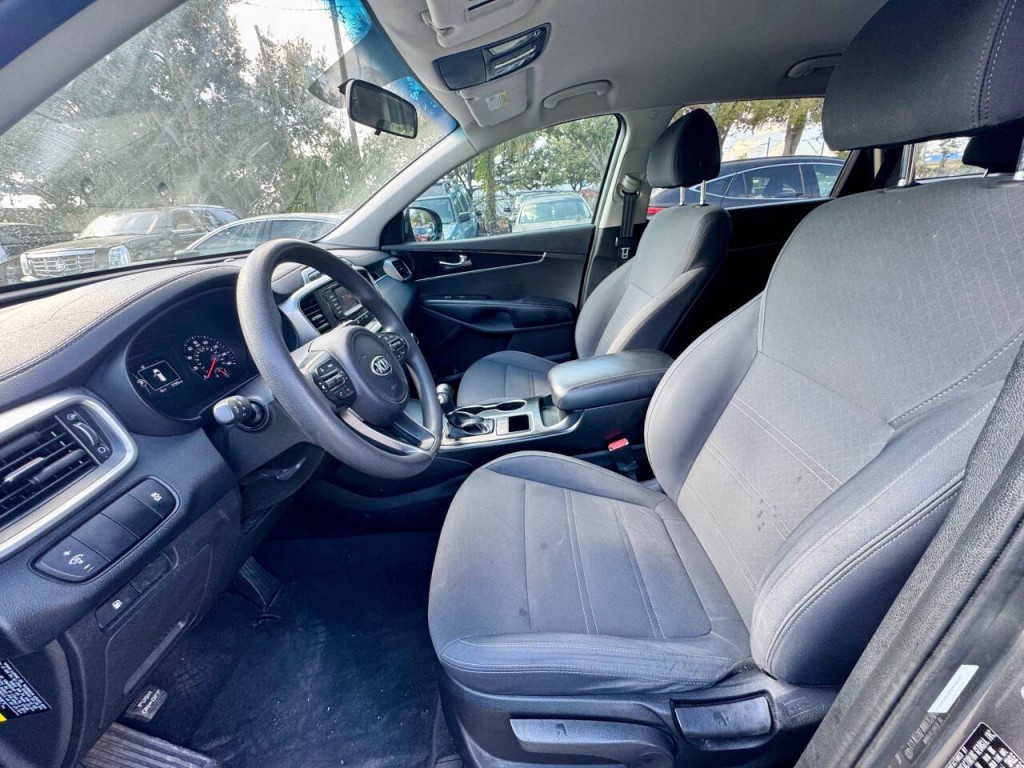 2018 Kia Sorento Image 15