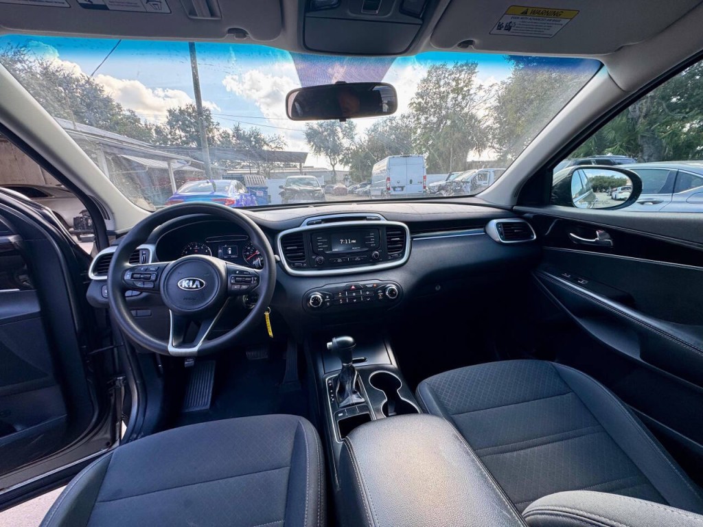 2018 Kia Sorento Image 19