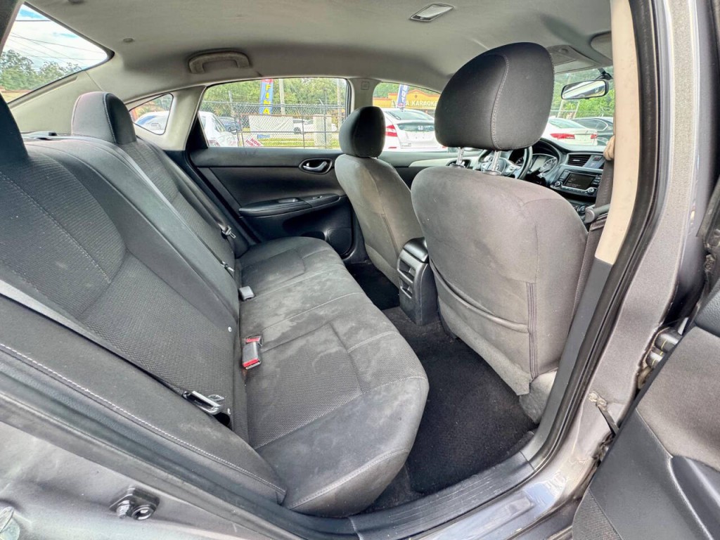 2018 Nissan Sentra Image 16