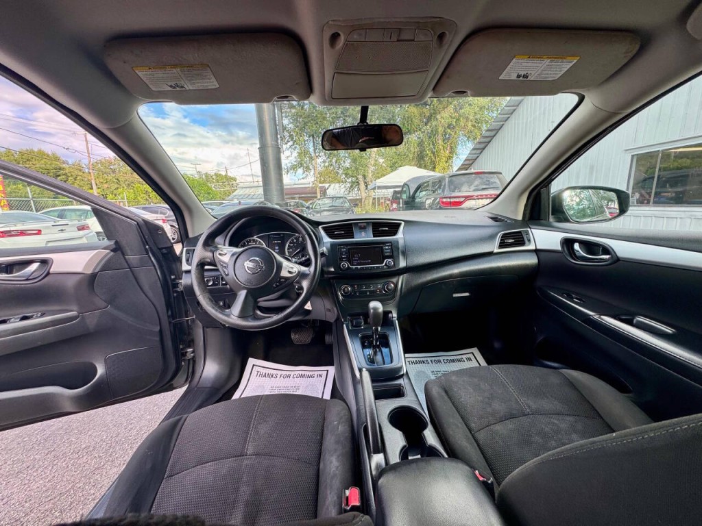 2018 Nissan Sentra Image 18