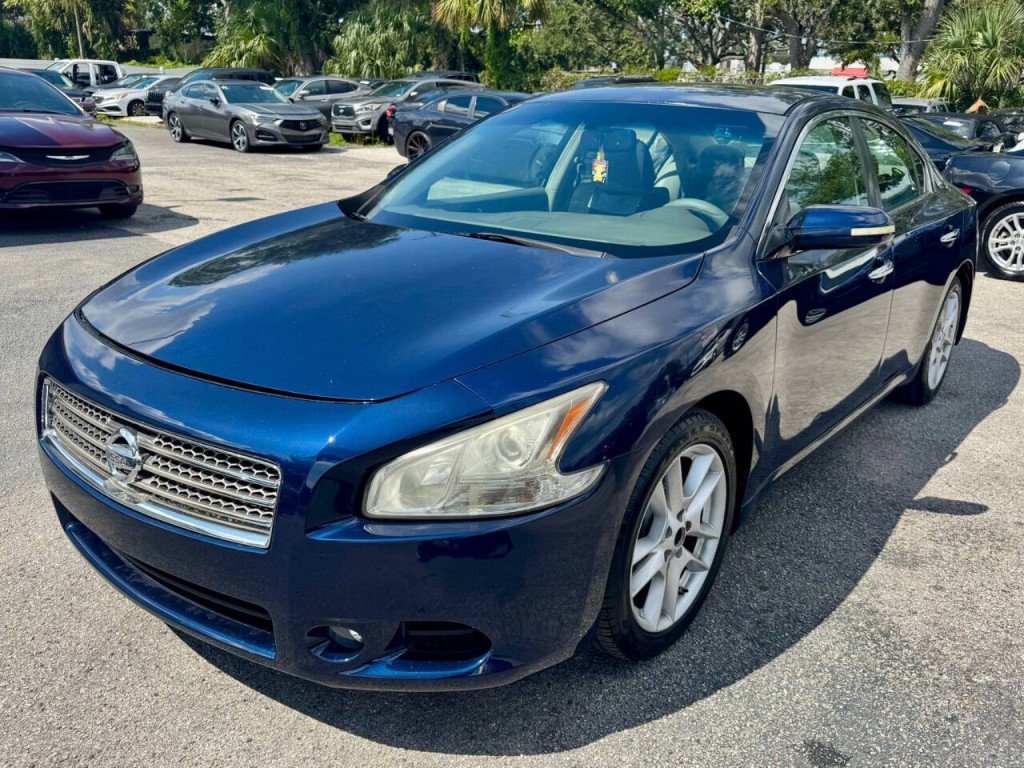 2009 Nissan Maxima Image 11