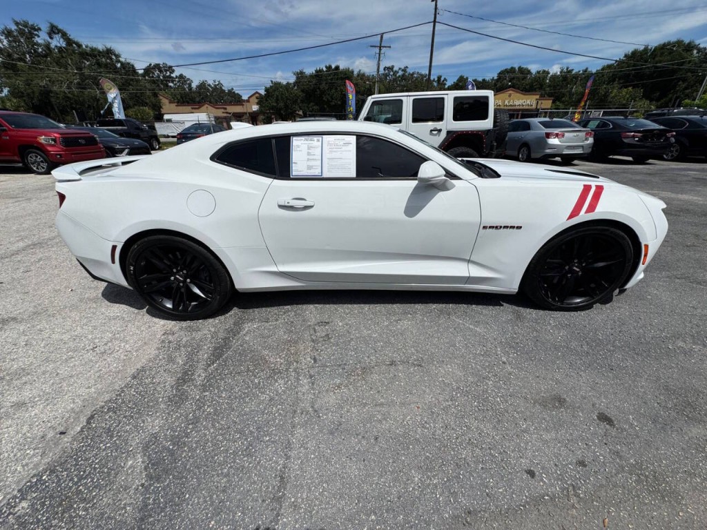 2017 Chevrolet Camaro Image 19