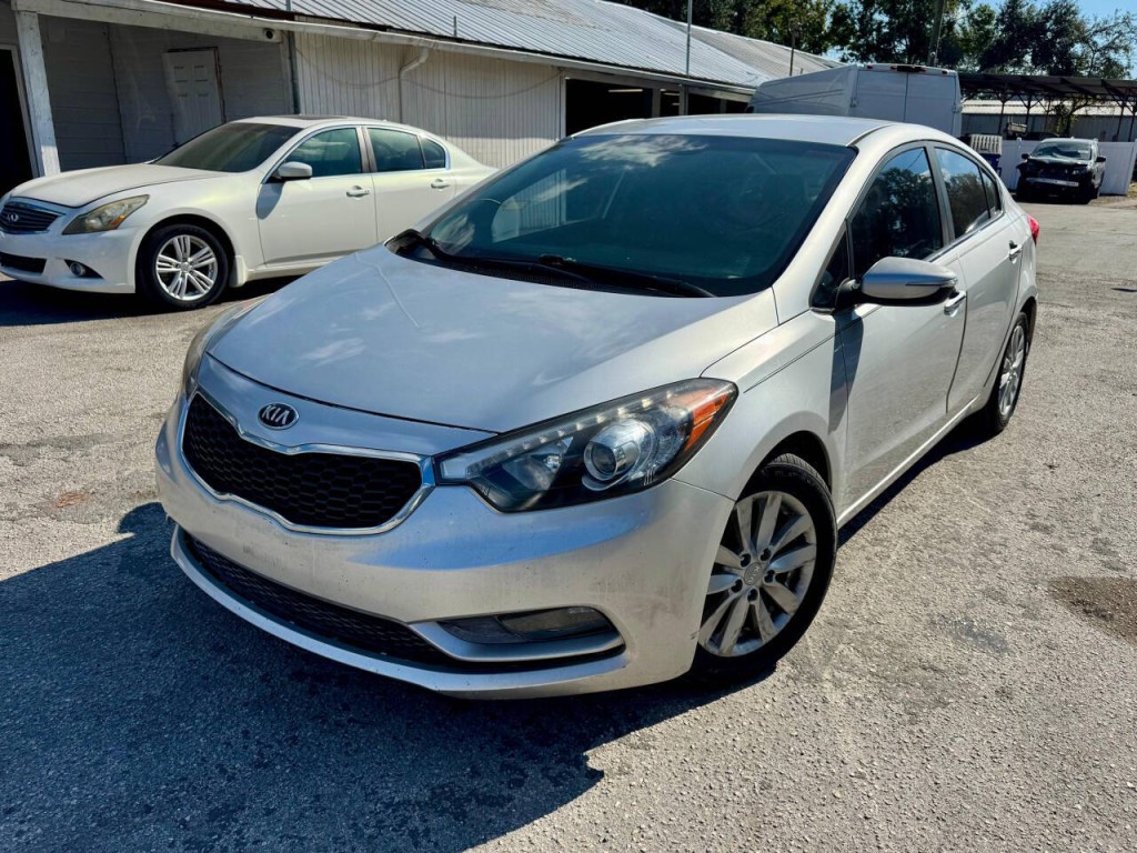 2015 Kia Forte Image 2