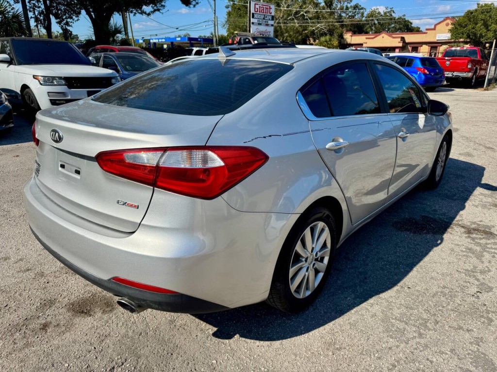 2015 Kia Forte Image 5