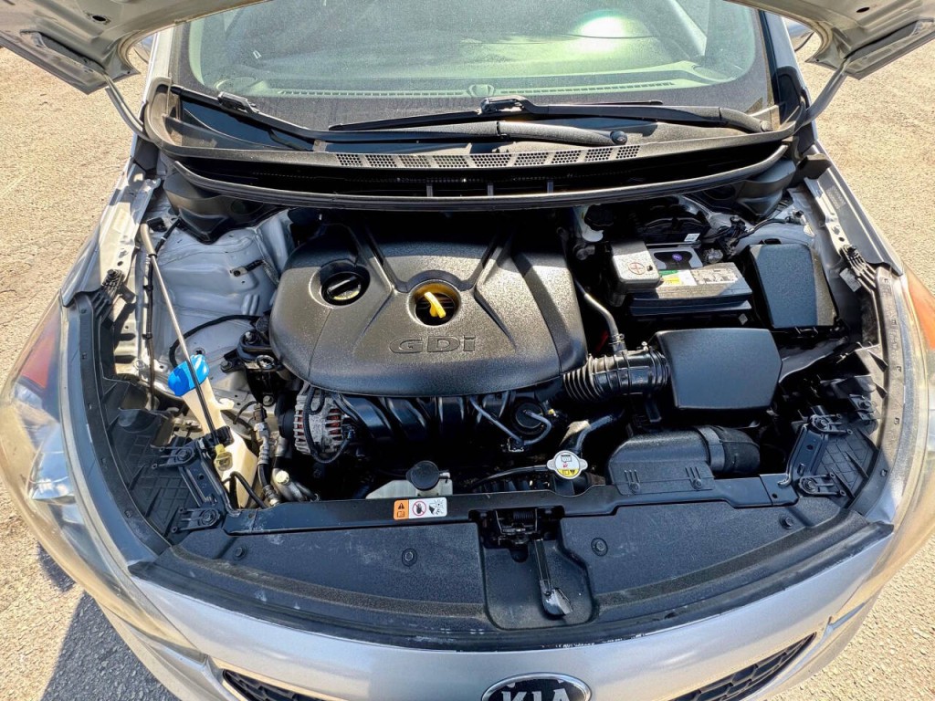 2015 Kia Forte Image 19