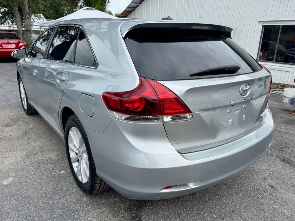2015 Toyota Venza Image 4