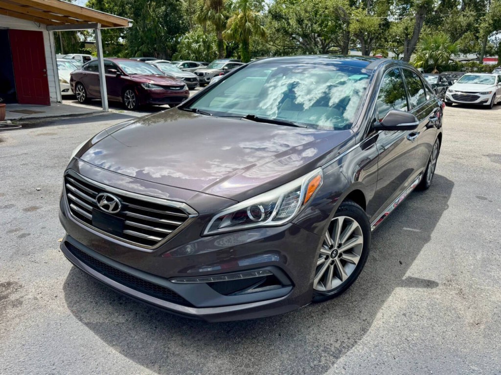 2016 Hyundai Sonata Image 2