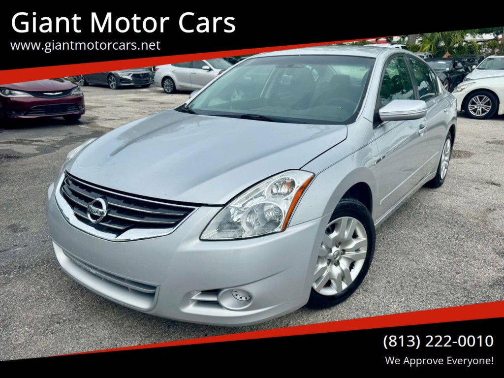 2011 Nissan Altima Image 1