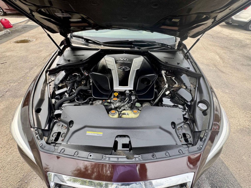 2018 INFINITI Q50 Image 12
