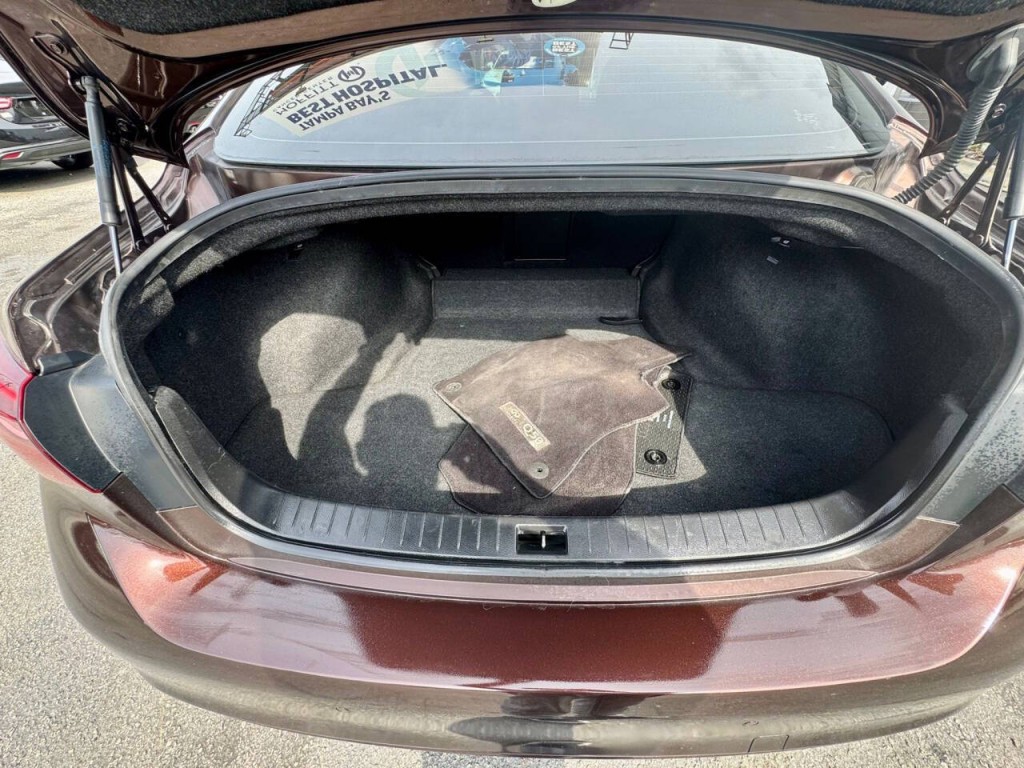 2018 INFINITI Q50 Image 13