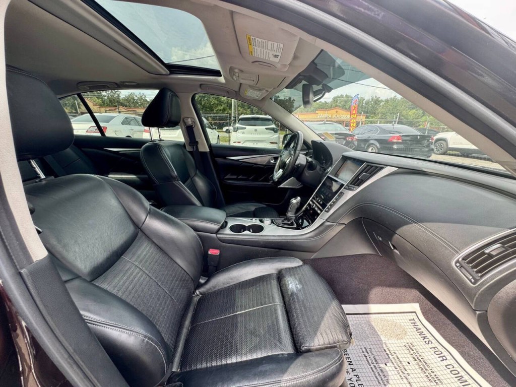 2018 INFINITI Q50 Image 15