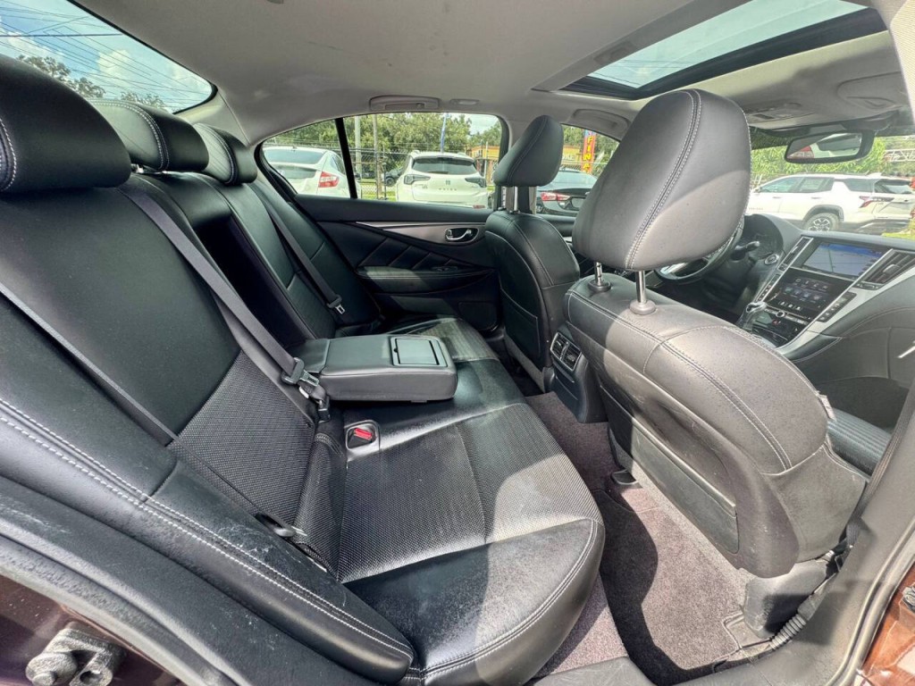 2018 INFINITI Q50 Image 16