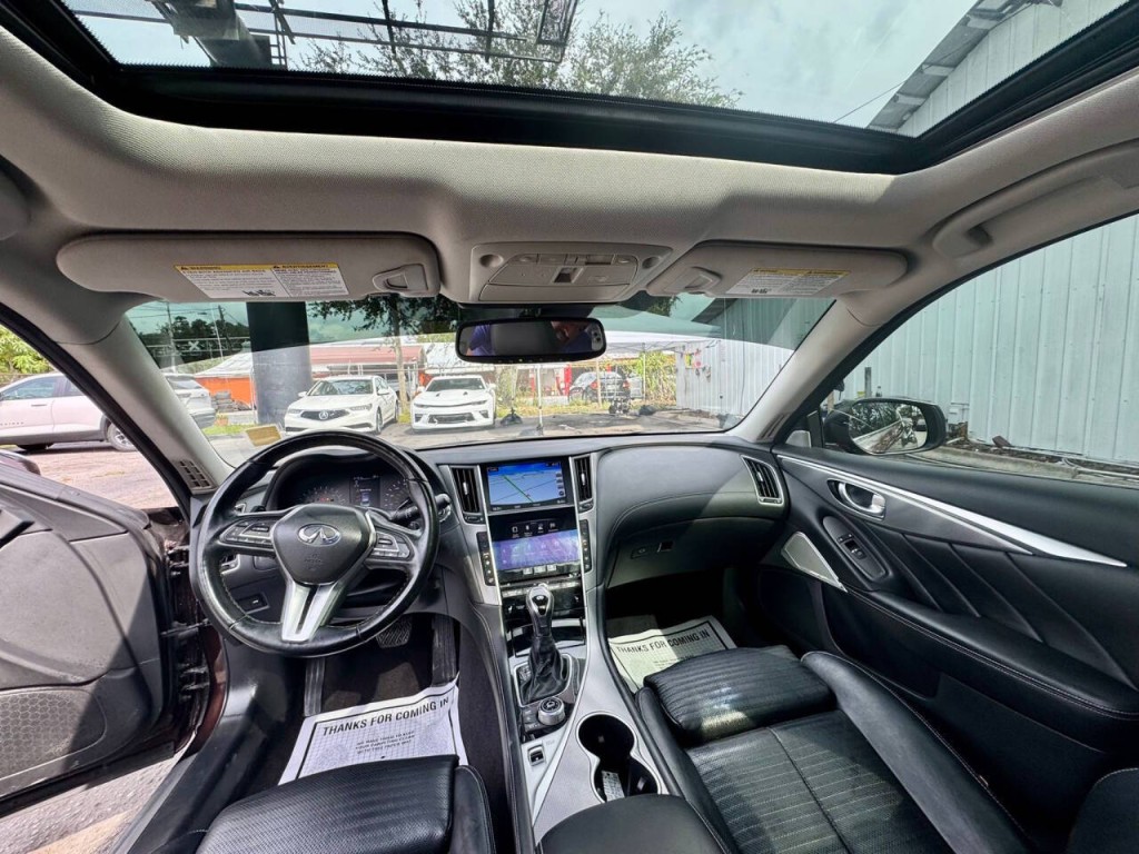 2018 INFINITI Q50 Image 18