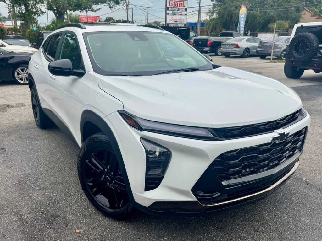 2025 Chevrolet Trax Image 3