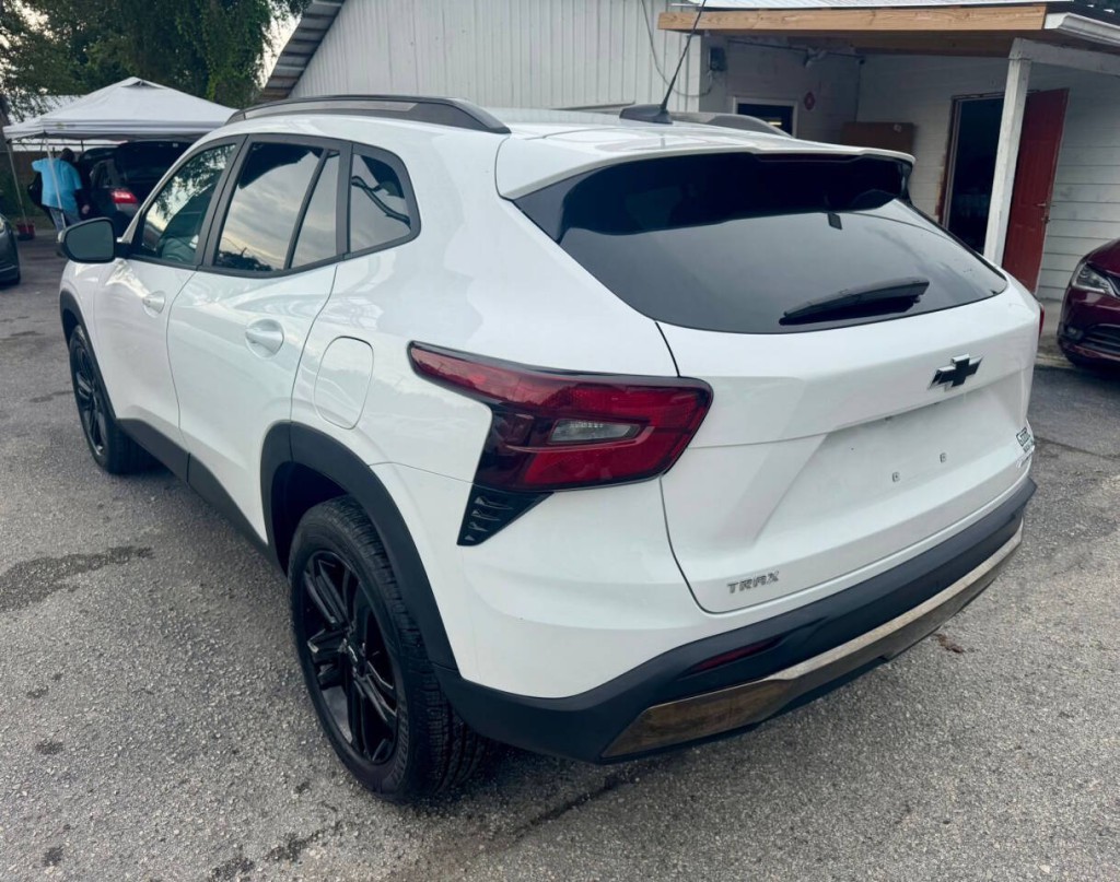 2025 Chevrolet Trax Image 5