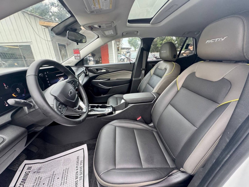 2025 Chevrolet Trax Image 14
