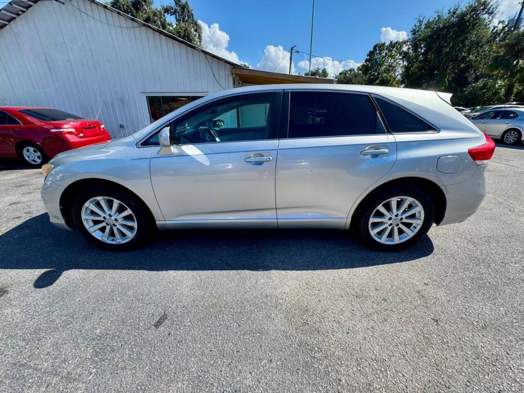 2010 Toyota Venza Image 8