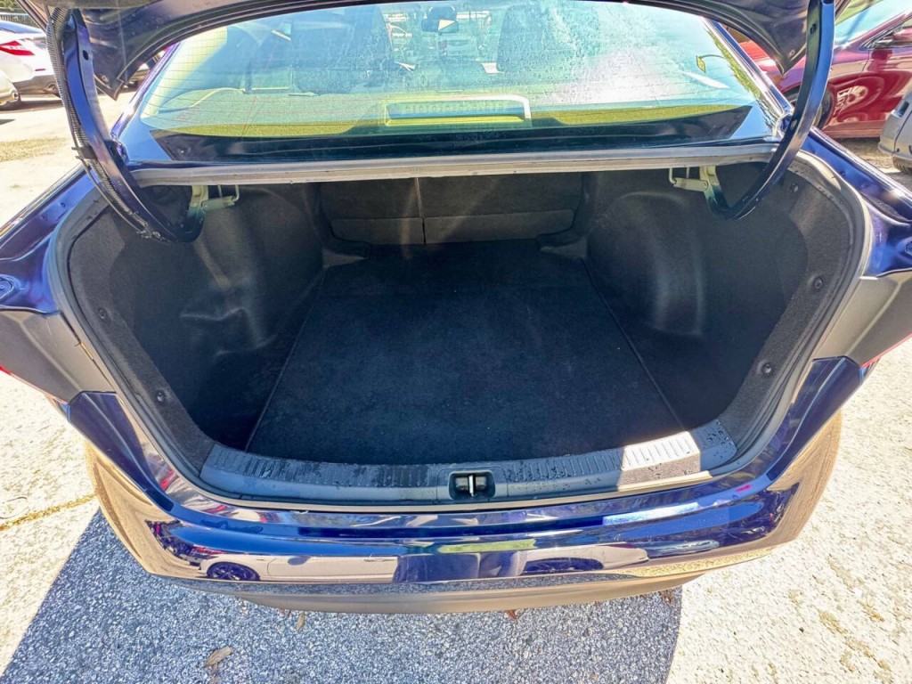 2023 Toyota Corolla Image 13