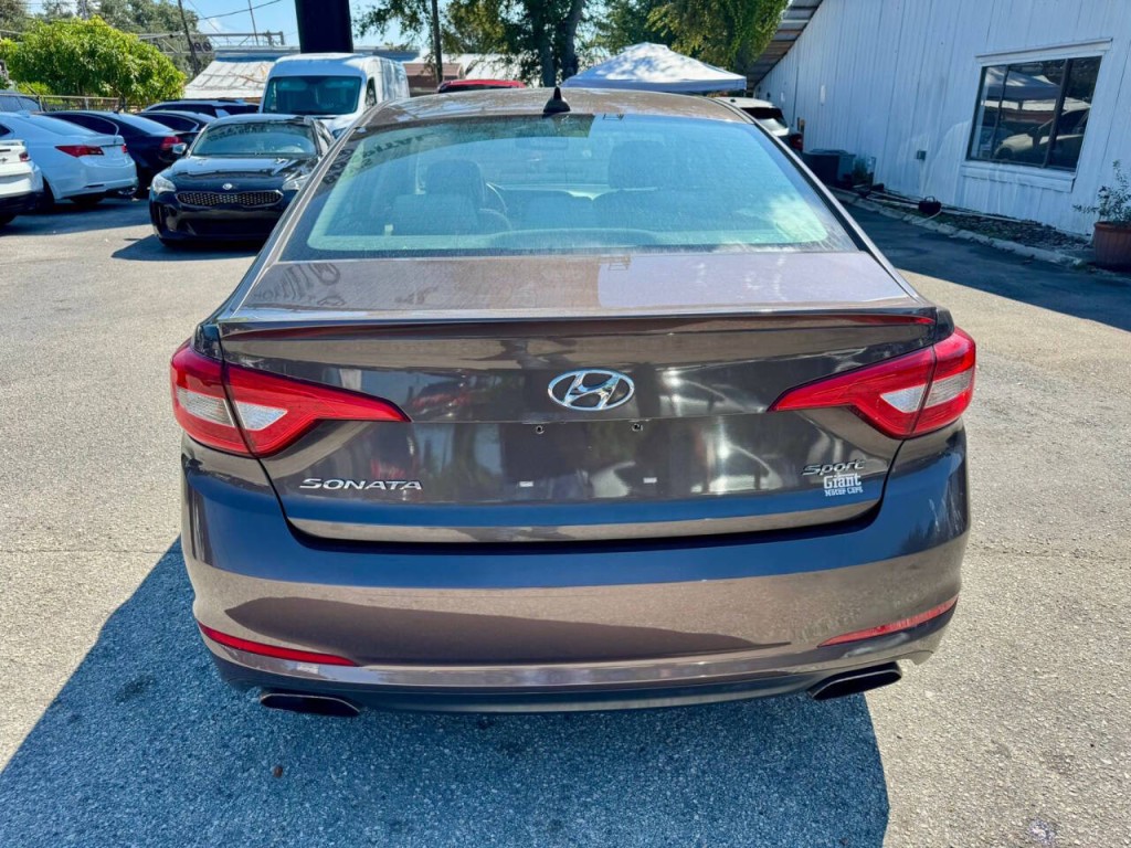 2017 Hyundai Sonata Image 9