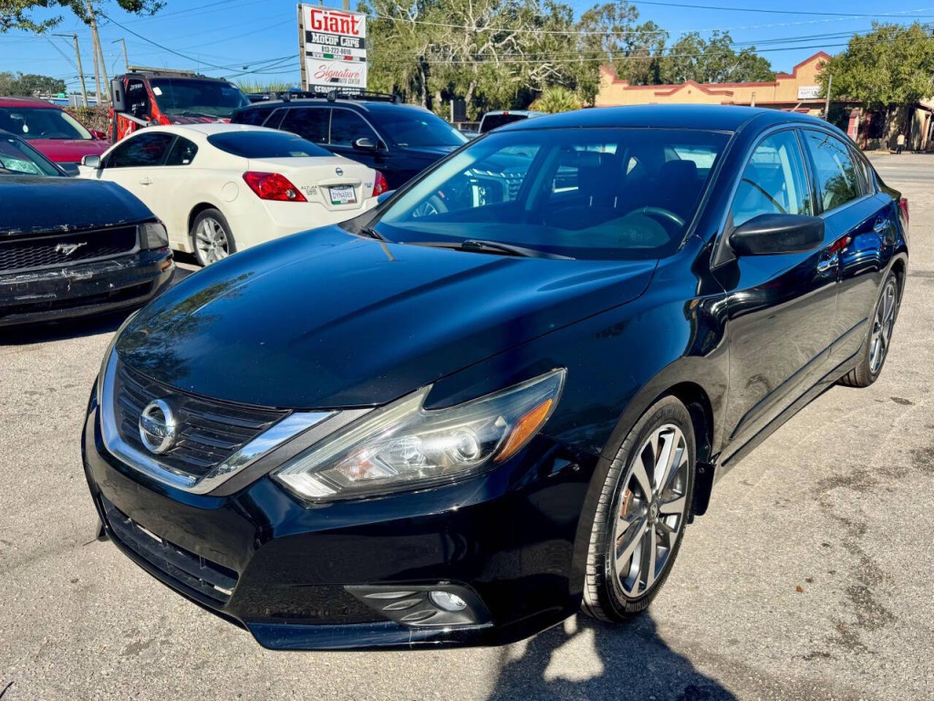 2016 Nissan Altima Image 11