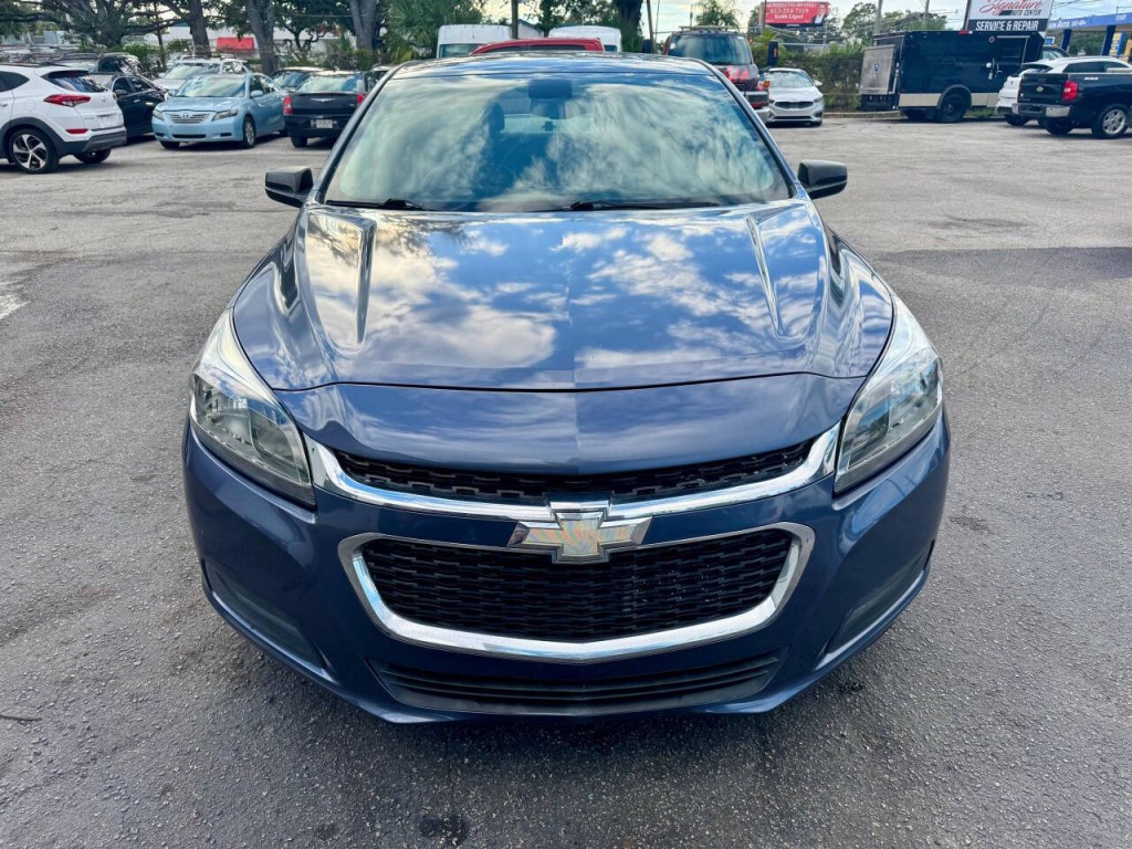 2015 Chevrolet Malibu Image 9