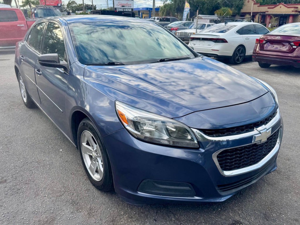 2015 Chevrolet Malibu Image 10