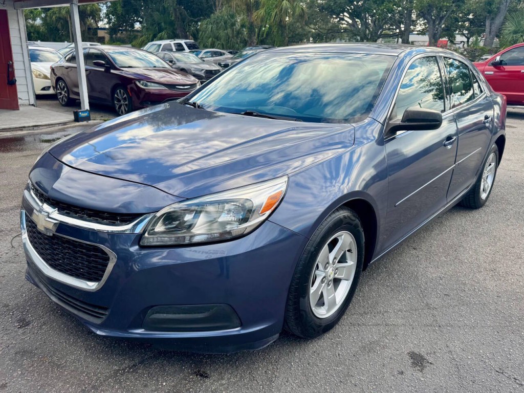 2015 Chevrolet Malibu Image 11