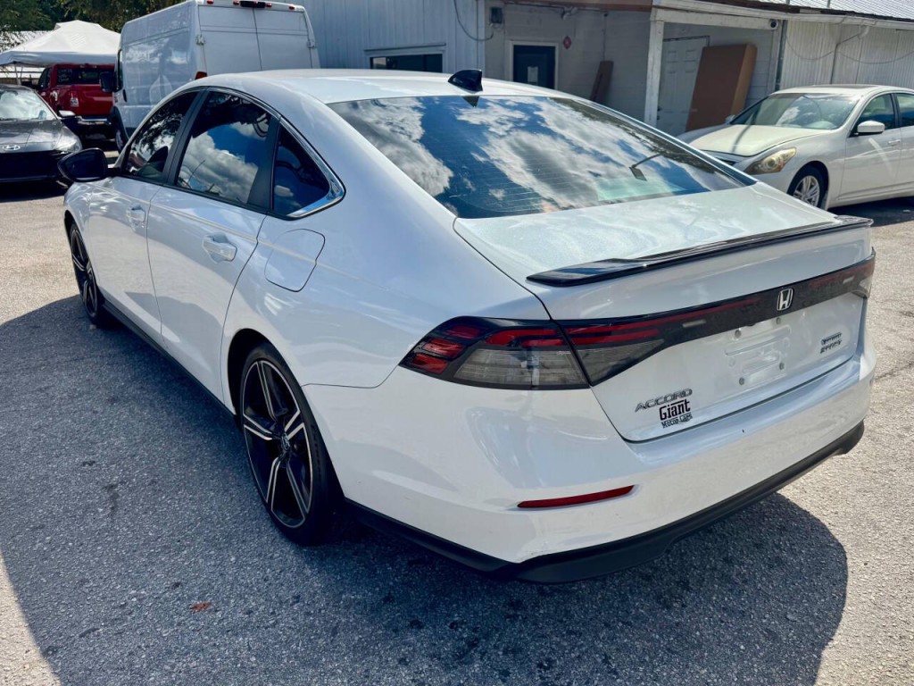 2024 Honda Accord Image 4