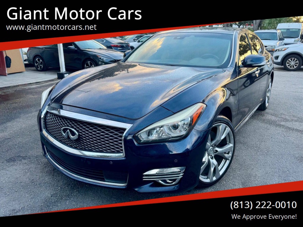 2019 INFINITI Q70 Image 1