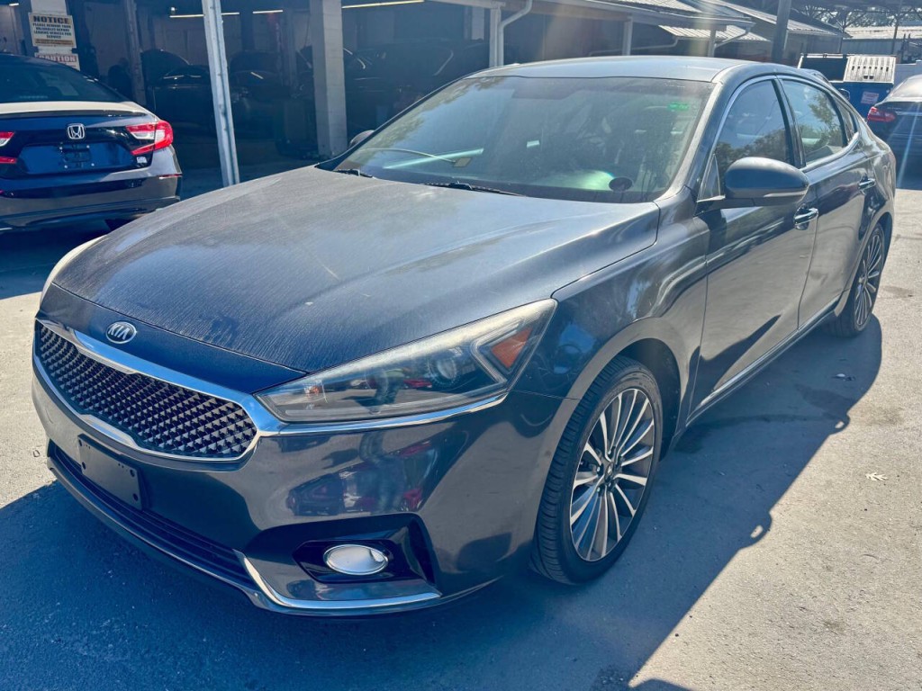 2018 Kia Cadenza Image 11