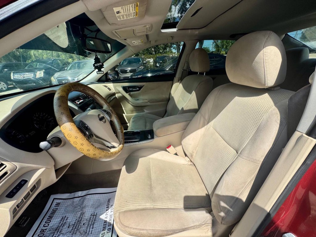 2014 Nissan Altima Image 11
