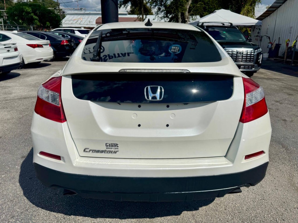 2013 Honda Crosstour Image 26