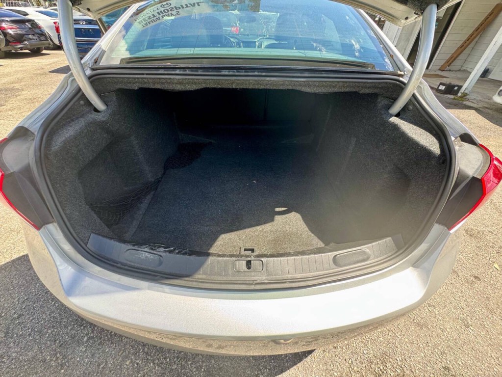 2020 Chevrolet Impala Image 13