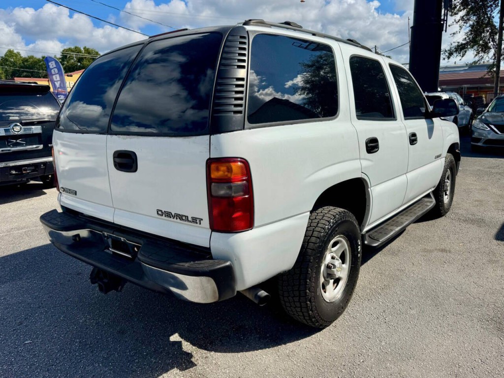 2002 Chevrolet Tahoe Image 5