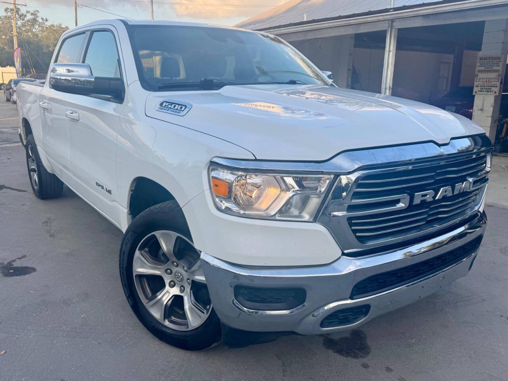 2024 RAM 1500 Image 3